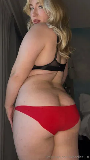 Blondiee OnlyFans Leaked Free Thumbnail Picture - #0CCFXwTSxO