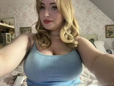 Blondiee OnlyFans Leaked Free Thumbnail Picture - #3YP28yHybu