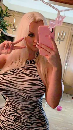 Blondiefesserfree OnlyFans Leaked Free Thumbnail Picture - #HQWnh3aRd3