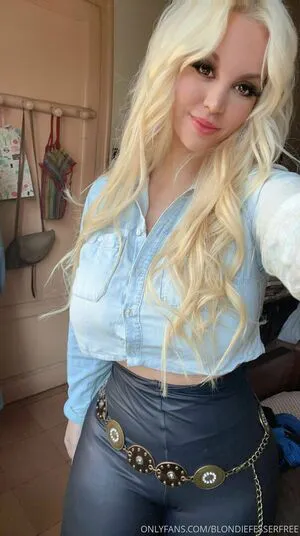 Blondiefesserfree OnlyFans Leaked Free Thumbnail Picture - #aigGNiHGRT