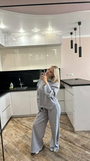 Blondiepolly OnlyFans Leaked Free Thumbnail Picture - #6V2o5ExLfu