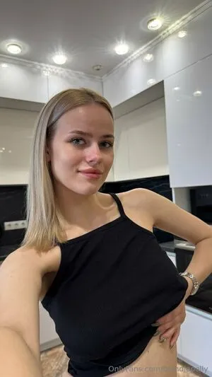 Blondiepolly OnlyFans Leaked Free Thumbnail Picture - #DZw2maQtfb