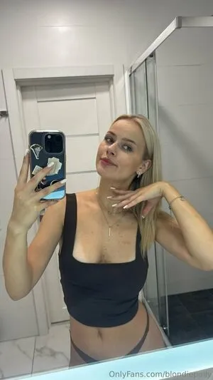 Blondiepolly OnlyFans Leaked Free Thumbnail Picture - #UKk91KDNt9