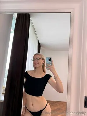 Blondiepolly OnlyFans Leaked Free Thumbnail Picture - #m5R9q4Rpde