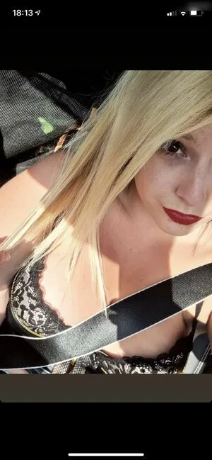Blondiihell OnlyFans Leaked Free Thumbnail Picture - #NuuGQFI2Ef