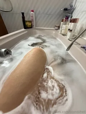 Blondiihell OnlyFans Leaked Free Thumbnail Picture - #PAbBIMYtct