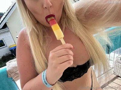 Blondiihell OnlyFans Leaked Free Thumbnail Picture - #l0mTYuCiHq