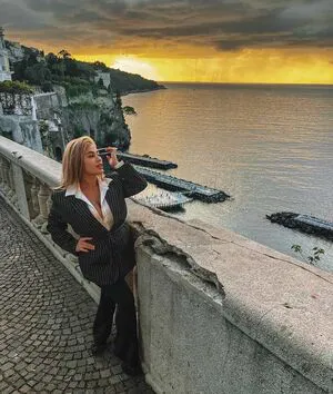 Blondiiie Rose OnlyFans Leaked Free Thumbnail Picture - #4xhoovKV36