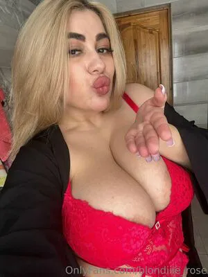 Blondiiie Rose OnlyFans Leaked Free Thumbnail Picture - #yl0EZoLY40