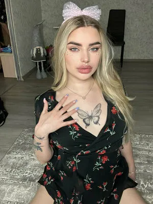 Blondyaria OnlyFans Leaked Free Thumbnail Picture - #SKYBtV41GY