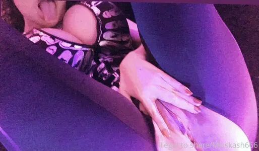 Blowfairy28 OnlyFans Leaked Free Thumbnail Picture - #V7dywrDGaR