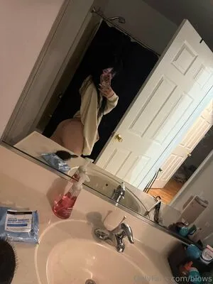 Blows OnlyFans Leaked Free Thumbnail Picture - #X9SjnpDknR