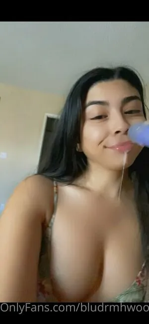 Bludrmhwood OnlyFans Leaked Free Thumbnail Picture - #0xAf4Efm3J