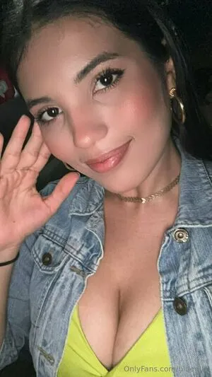 Blueella OnlyFans Leaked Free Thumbnail Picture - #Bk2bL1SGmZ