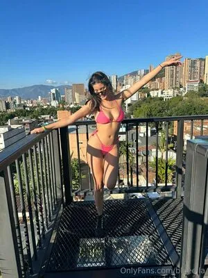 Blueella OnlyFans Leaked Free Thumbnail Picture - #OjhyUEW2Yy