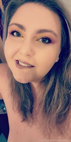 Blueeyedbbw253 OnlyFans Leaked Free Thumbnail Picture - #N1F1xXXUrJ