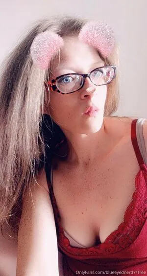 Blueeyednerd71free OnlyFans Leaked Free Thumbnail Picture - #MoGmeck8p3