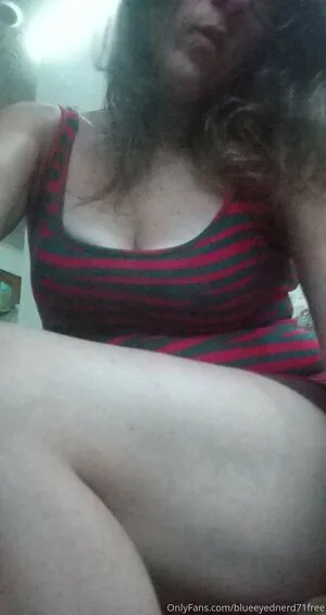 Blueeyednerd71free OnlyFans Leaked Free Thumbnail Picture - #bb0bmhP3KR