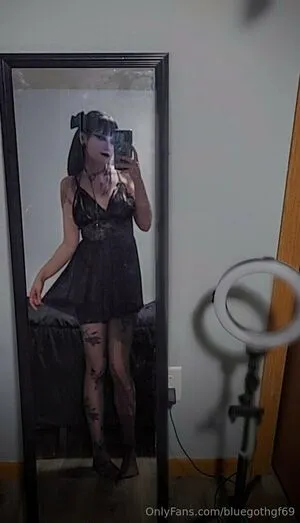 Bluegothgf69 OnlyFans Leaked Free Thumbnail Picture - #faKjmHB2MG