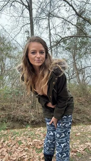 Bluegrassbell270 OnlyFans Leaked Free Thumbnail Picture - #KONHMXC3RN