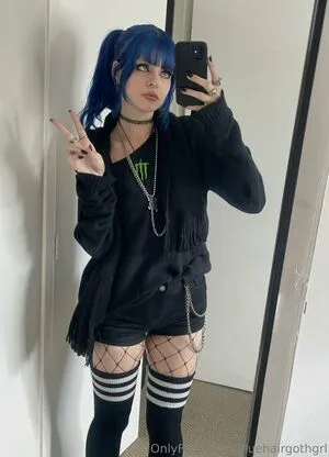 Bluehairgothgrl OnlyFans Leaked Free Thumbnail Picture - #rS1BuDemKO