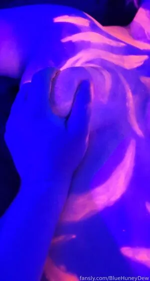 Bluehuneydew OnlyFans Leaked Free Thumbnail Picture - #5gf7PWBbLM