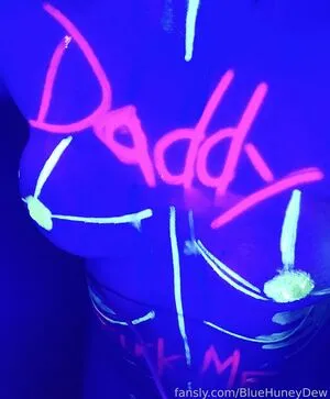 Bluehuneydew OnlyFans Leaked Free Thumbnail Picture - #Q5B1h62nr2