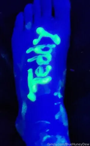 Bluehuneydew OnlyFans Leaked Free Thumbnail Picture - #pFuKBiunva