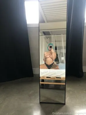 Bluemooncrii OnlyFans Leaked Free Thumbnail Picture - #19jGJLiv5H
