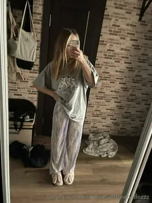 Bluevelvetfreenudezzz OnlyFans Leaked Free Thumbnail Picture - #DJfULJM4aw