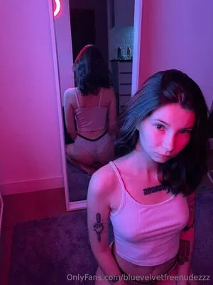 Bluevelvetfreenudezzz OnlyFans Leaked Free Thumbnail Picture - #Huna6d8HCy