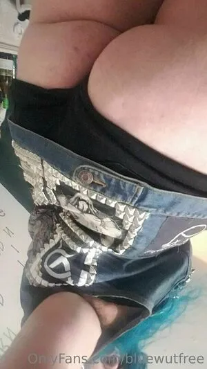Bluewutfree OnlyFans Leaked Free Thumbnail Picture - #X0h9YeFhPv