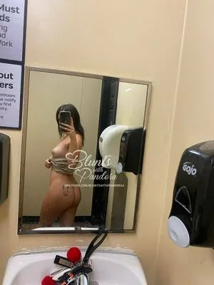 Bluntswithpandoraa OnlyFans Leaked Free Thumbnail Picture - #ImUCXCGC9c