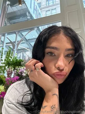Blushingblooms OnlyFans Leaked Free Thumbnail Picture - #2tRei54UV3