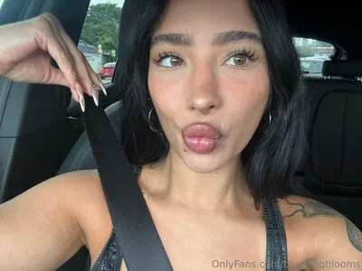 Blushingblooms OnlyFans Leaked Free Thumbnail Picture - #K3pyIeyG63