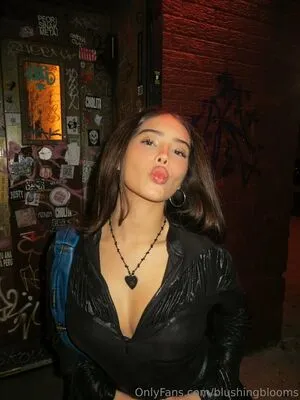 Blushingblooms OnlyFans Leaked Free Thumbnail Picture - #OvH8LVLIQ7
