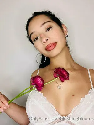 Blushingblooms OnlyFans Leaked Free Thumbnail Picture - #BFhBfDZ6t4