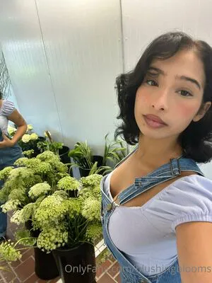 Blushingblooms OnlyFans Leaked Free Thumbnail Picture - #SREUA9J4FZ