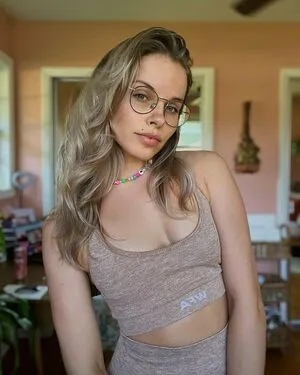 Bobbielavenderfree OnlyFans Leaked Free Thumbnail Picture - #hoFpGAoB62