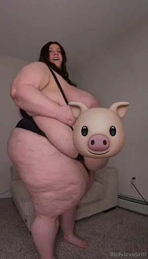 Bodylovebritt2 OnlyFans Leaked Free Thumbnail Picture - #5xIfJDbdlB