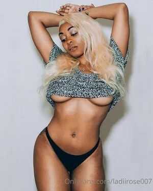 Bodyonrose OnlyFans Leaked Free Thumbnail Picture - #aBoF2h4lit