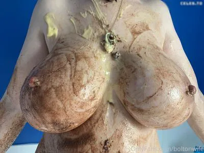 BoltOnWife OnlyFans Leaked Free Thumbnail Picture - #a9fI0lk9EY