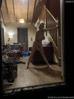 BoltOnWife OnlyFans Leaked Free Thumbnail Picture - #tlYhbltx4j