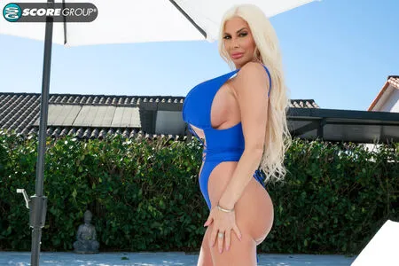 Bombshell Skyler Nicole OnlyFans Leaked Free Thumbnail Picture - #0Nx1phkXVY