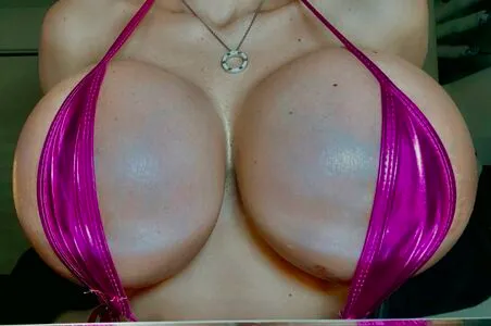 Bombshell Skyler Nicole OnlyFans Leaked Free Thumbnail Picture - #gihZoV5ws2