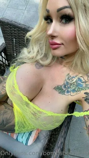 Bombshelldezfree OnlyFans Leaked Free Thumbnail Picture - #C38YsvymnB