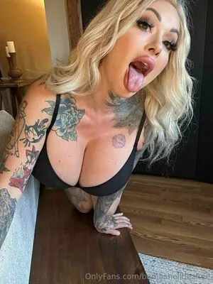 Bombshelldezfree OnlyFans Leaked Free Thumbnail Picture - #NEAb81ZSN5