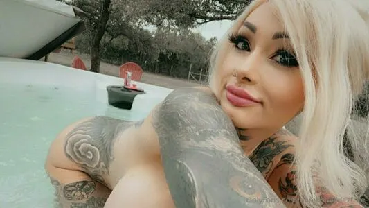 Bombshelldezfree OnlyFans Leaked Free Thumbnail Picture - #luE8MHmArC