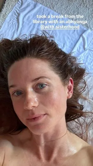 Bonnie Wright OnlyFans Leaked Free Thumbnail Picture - #0XvvEa4ZPj