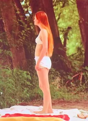 Bonnie Wright OnlyFans Leaked Free Thumbnail Picture - #VYqiKeK2ur